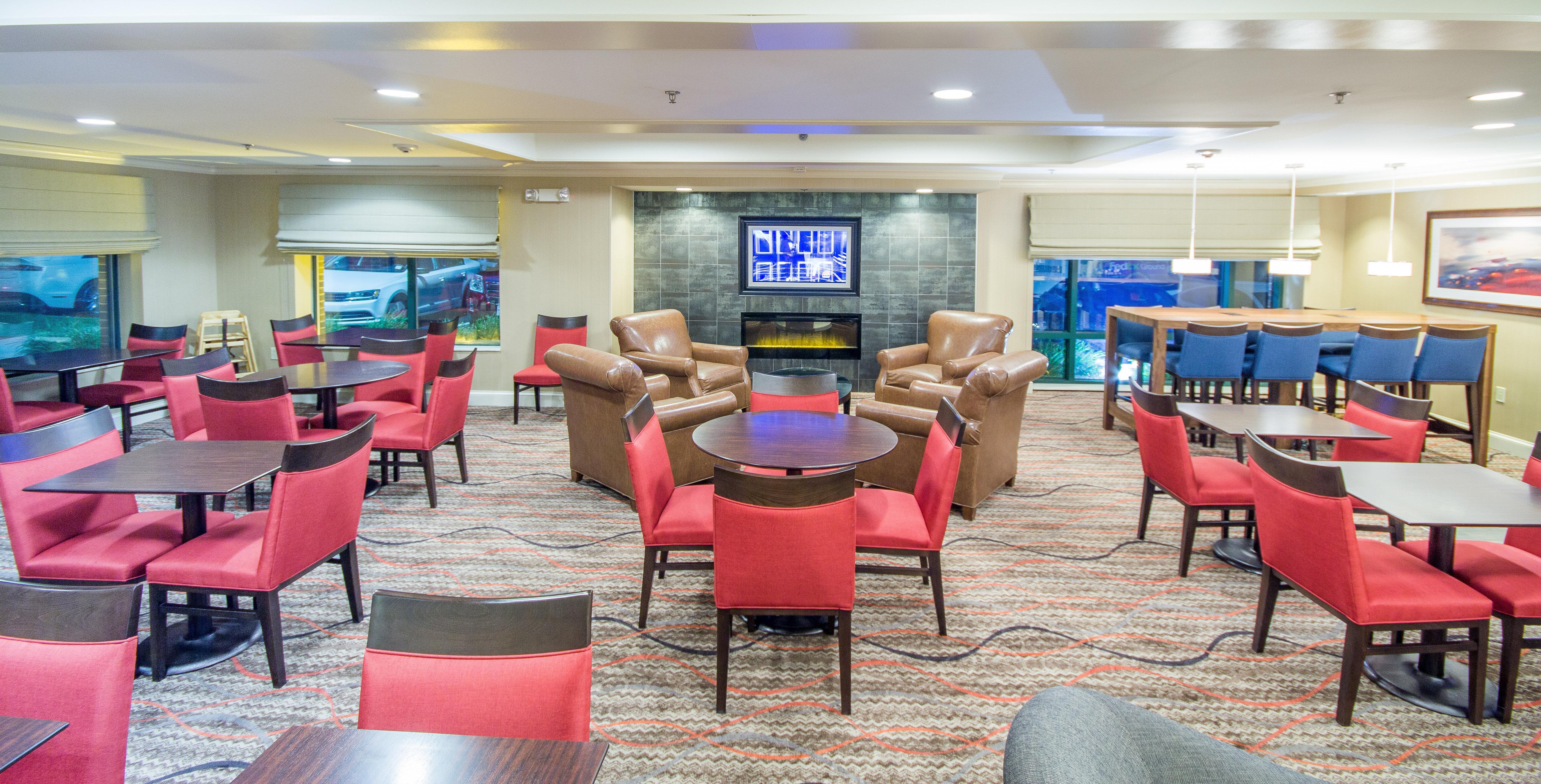 Holiday Inn Express Hotel & Suites Auburn By Ihg Luaran gambar