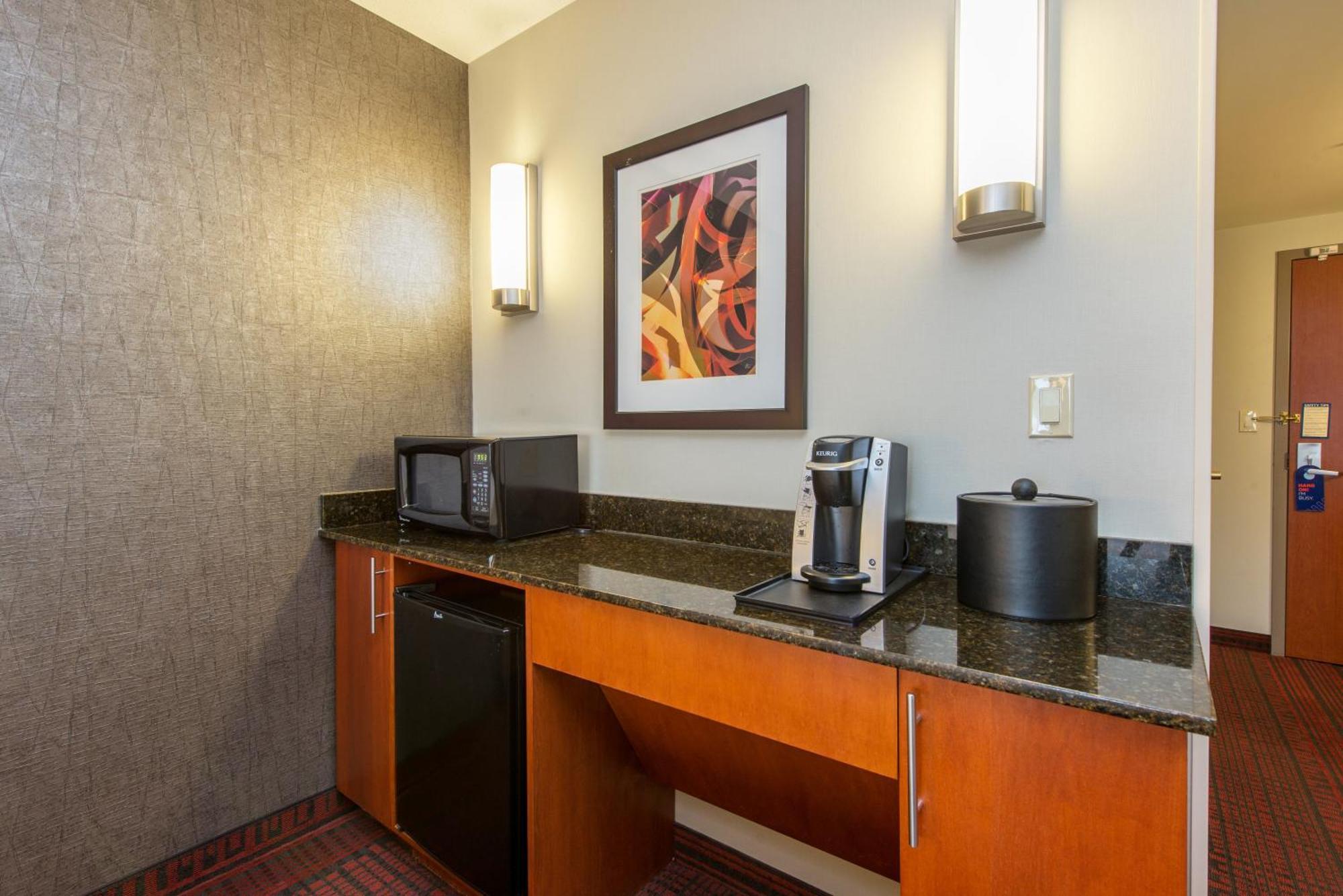 Holiday Inn Express Hotel & Suites Auburn By Ihg Luaran gambar