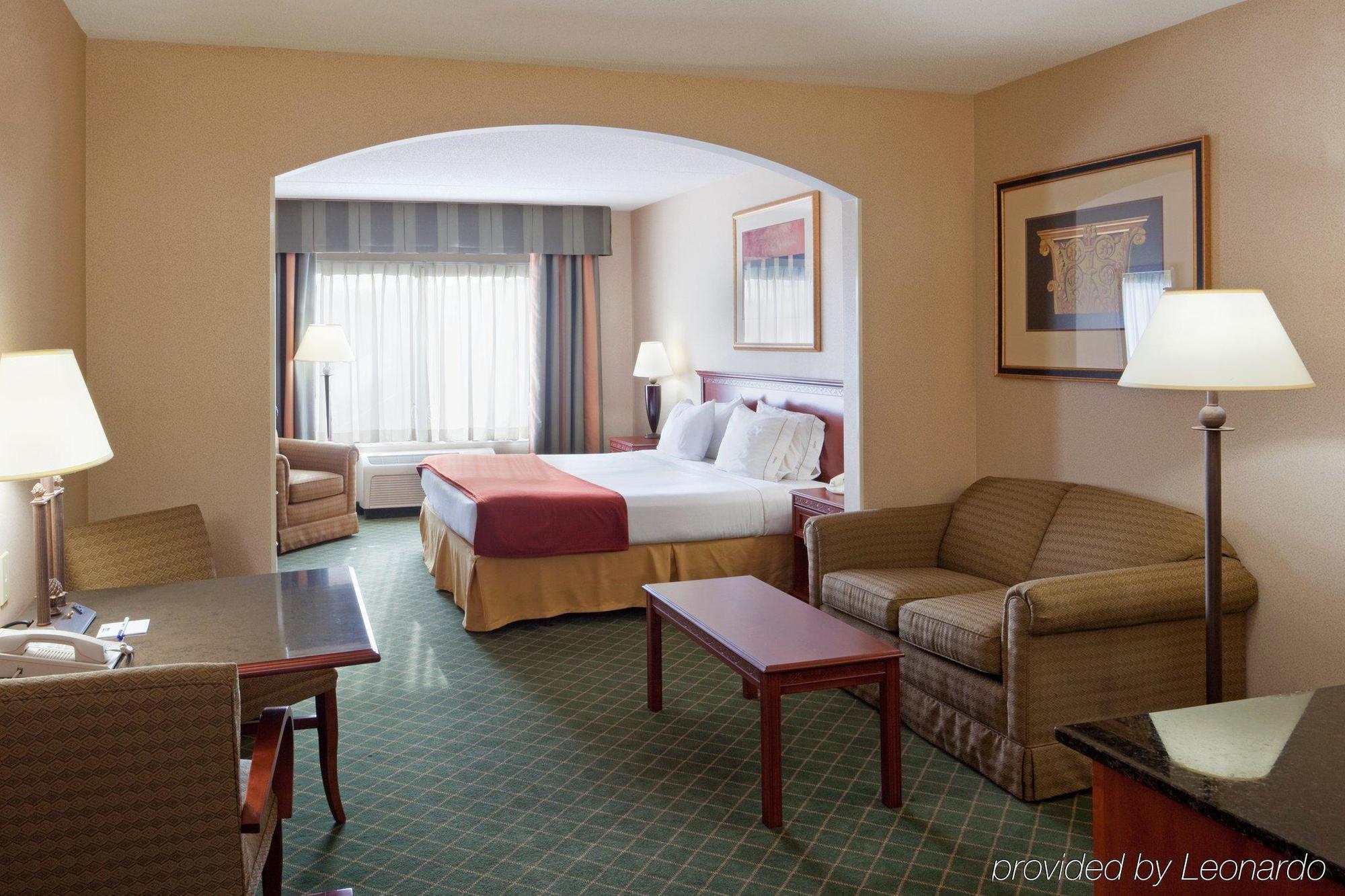 Holiday Inn Express Hotel & Suites Auburn By Ihg Bilik gambar